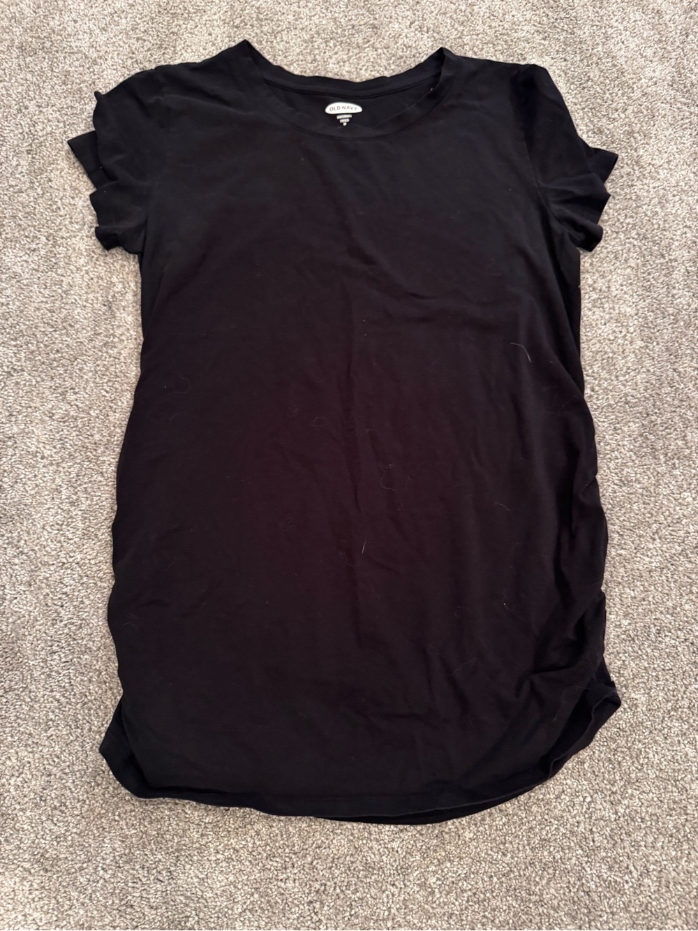 Old Navy Black Short-Sleeve Crewneck Maternity Tee